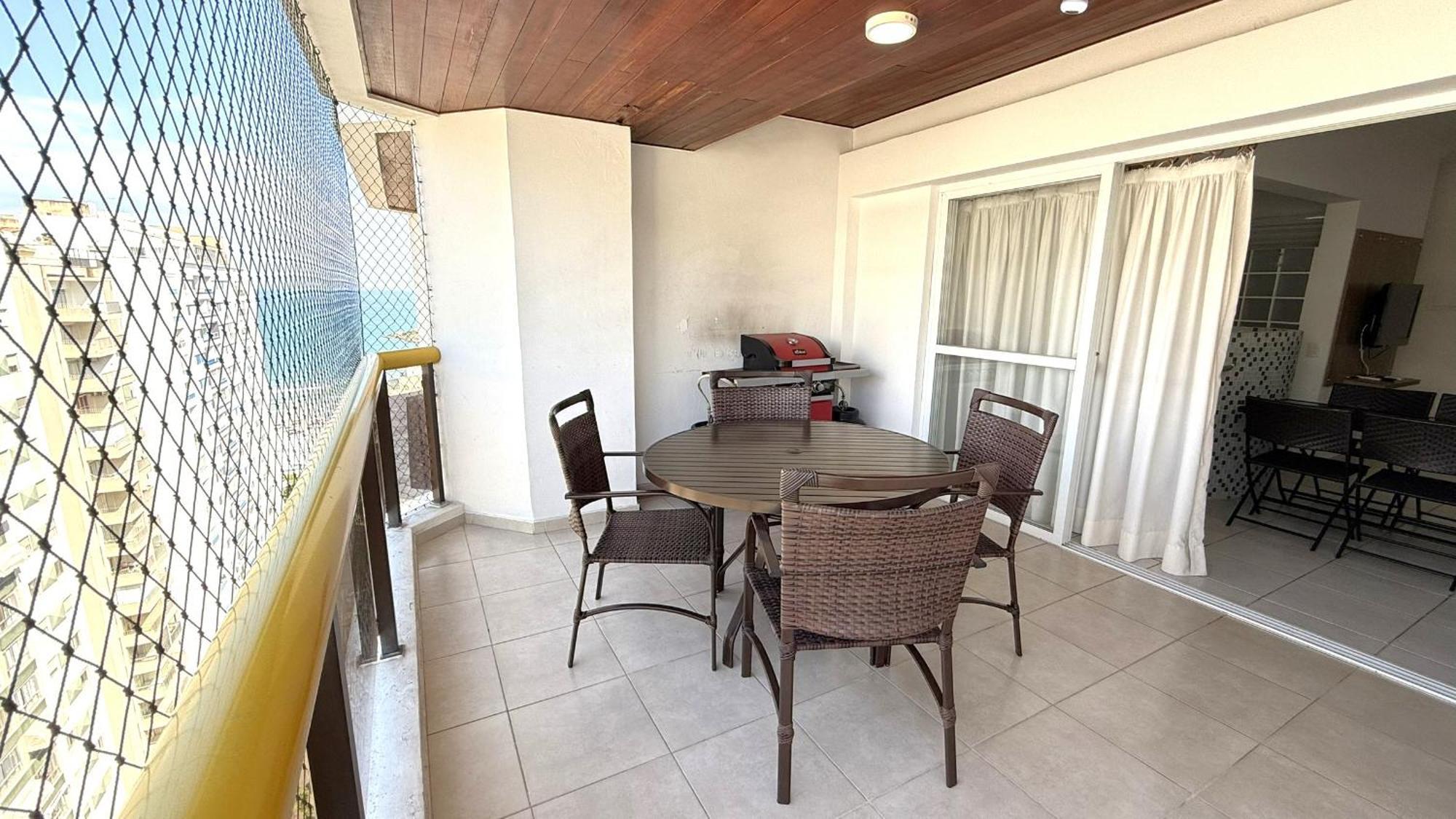 Flat A 1 Quadra Da Praia Das Pitangueiras - Ar Condicionado - 6 Pessoas Guarujá Eksteriør bilde